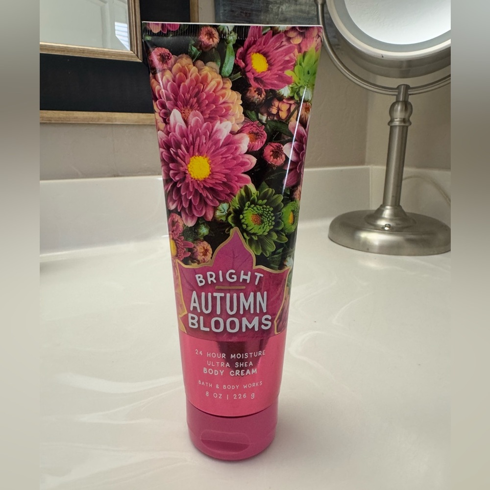 Bath & Body Works Bright Autumn Blooms Body Cream.  New!